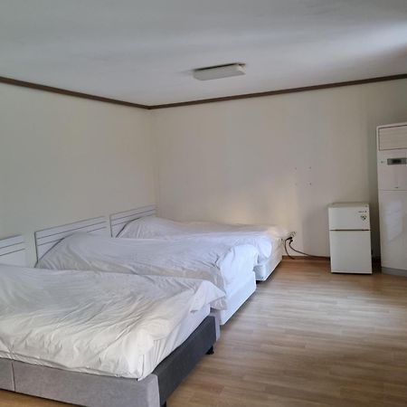 Orasung Motel Jeju Ngoại thất bức ảnh